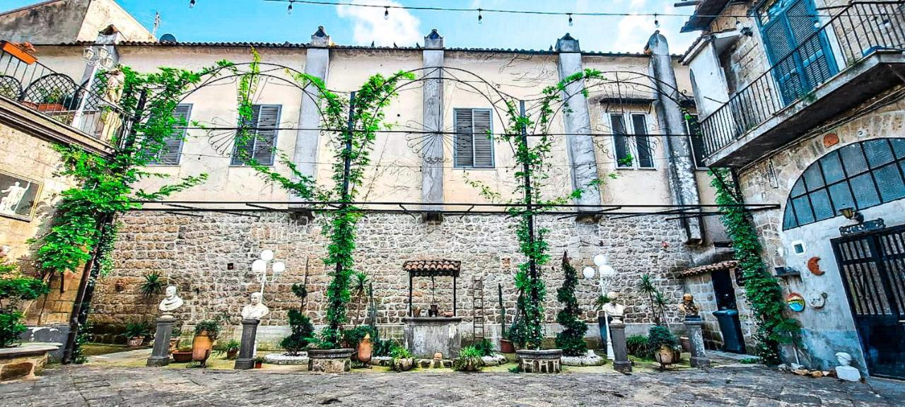 Palazzo Capece Leilighet Caivano Eksteriør bilde